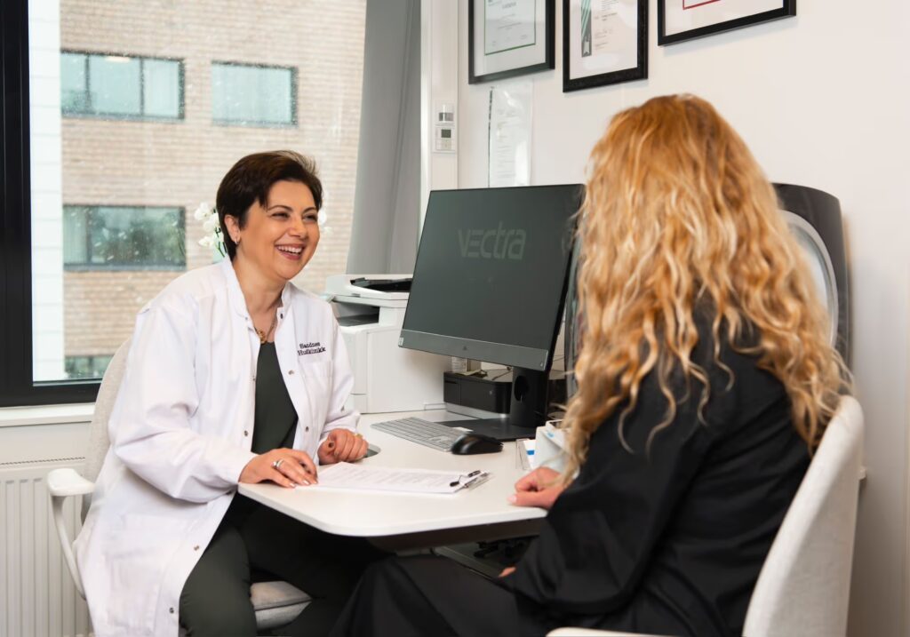 65805812c124fe326fe6b84f_3